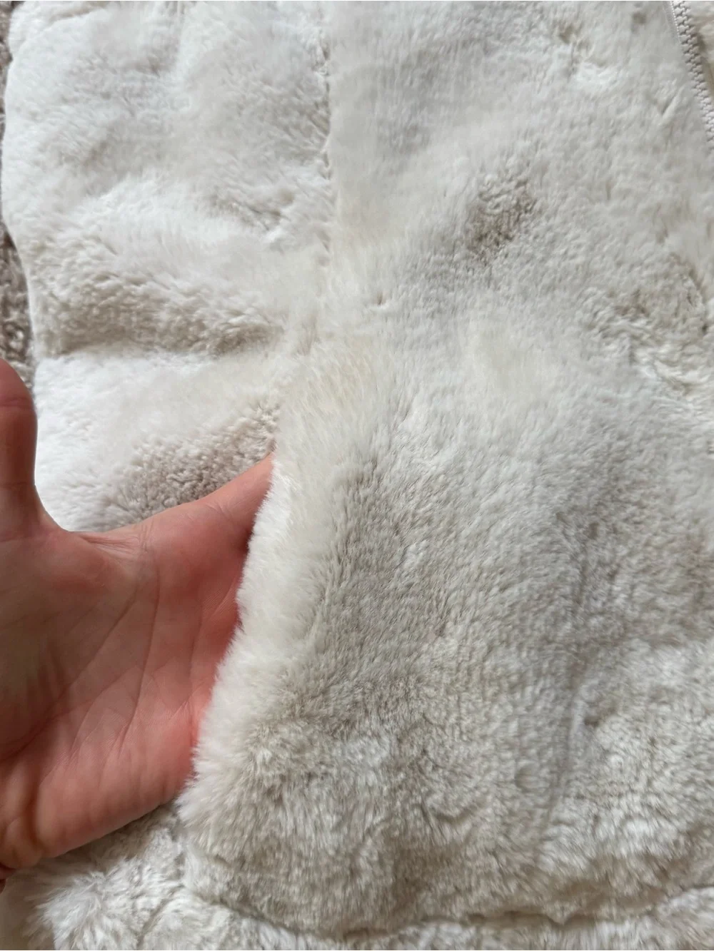 Reversible Plush Faux Fur and Quilted Vest Zip Up Cream White Cozy Warm Layering